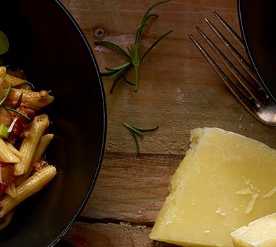 Penne with Chicken and Coffee Ragù Sauce